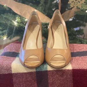 Cole Haan classic 3" camel peep toe pump